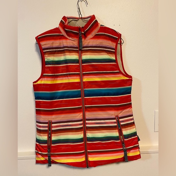 STS Vest. Size small. Like new condition - Picture 1 of 2